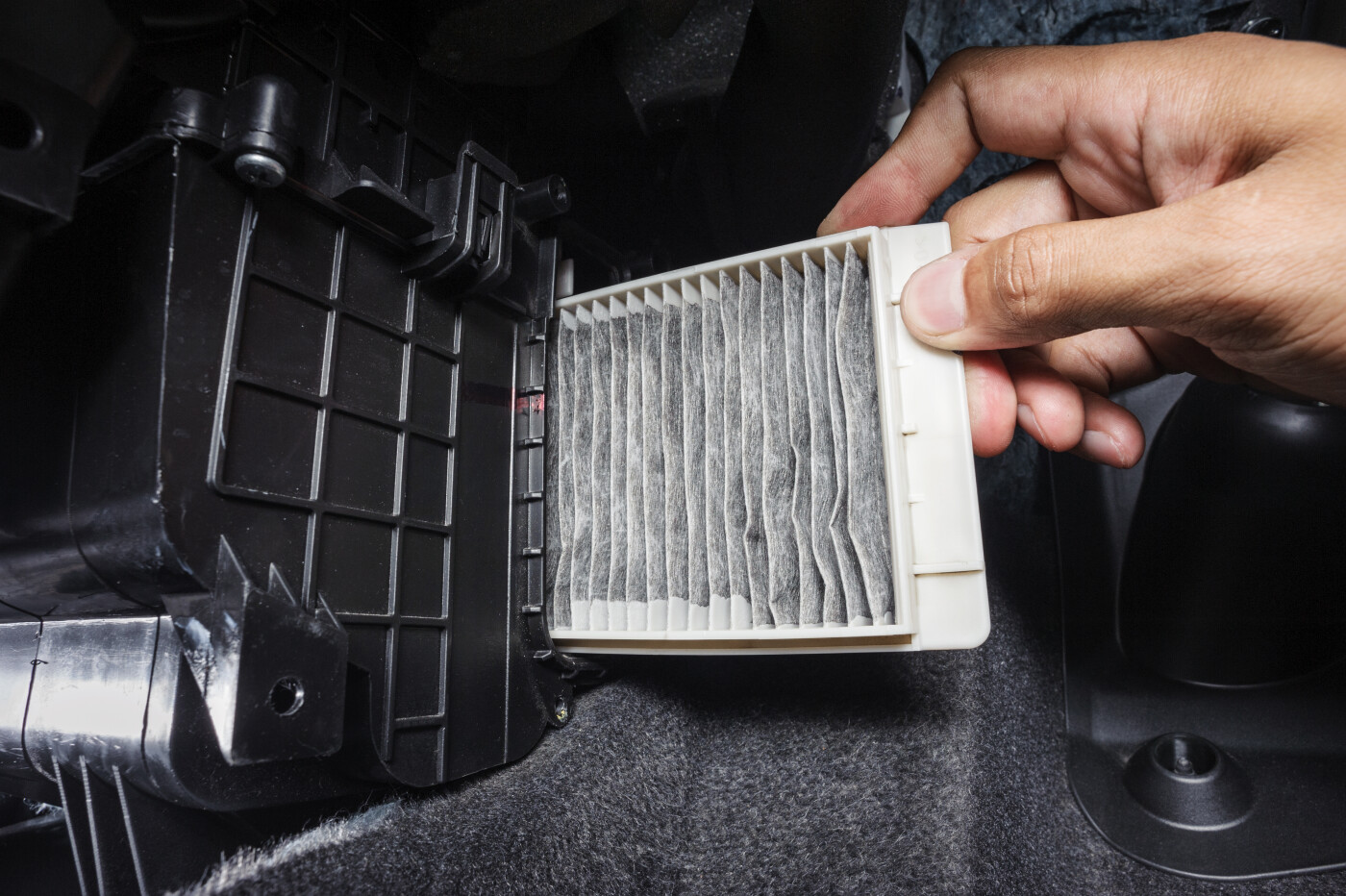 Clean vs dirty cabin air filter