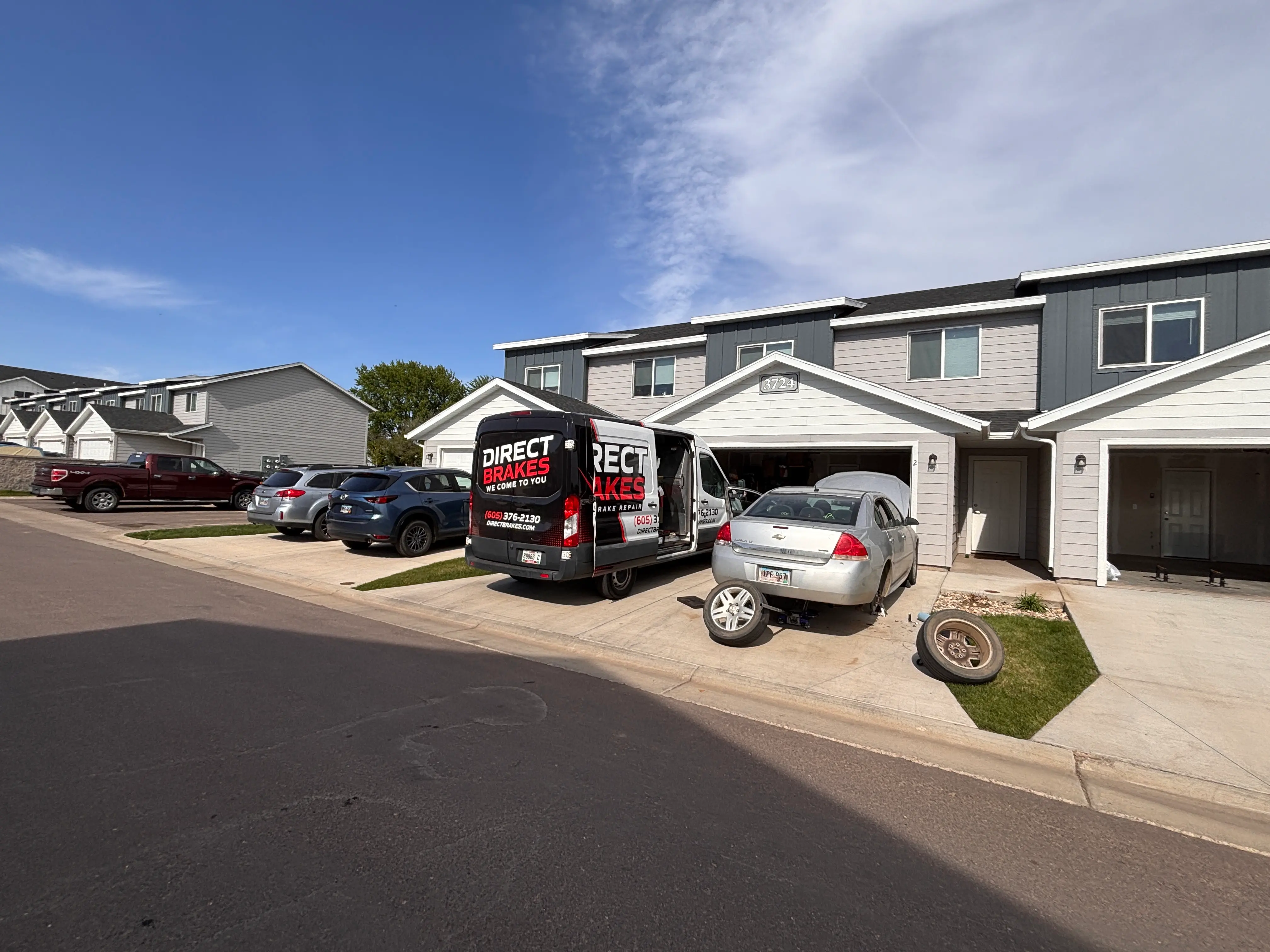 Direct Brakes technician providing professional mobile battery service in Sioux Falls